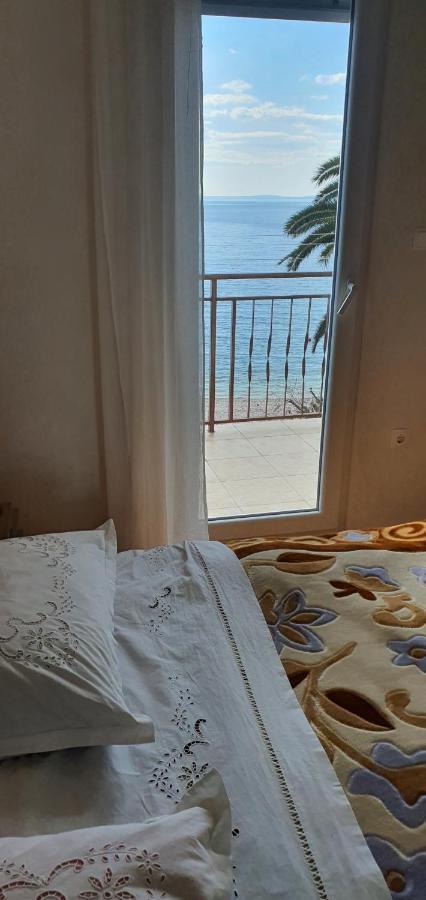 Adriatic Beach Suites Оміш Екстер'єр фото