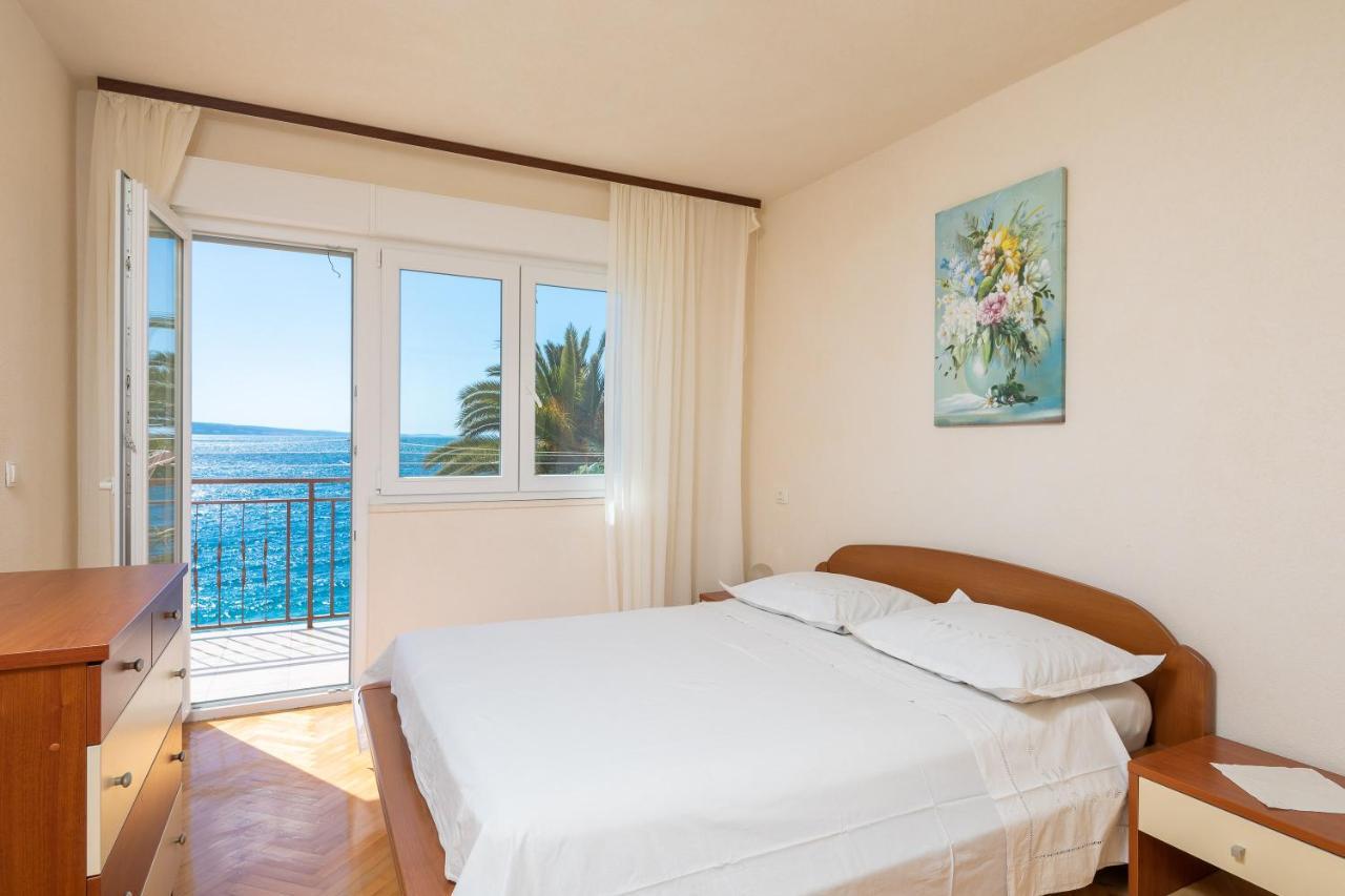 Adriatic Beach Suites Оміш Екстер'єр фото